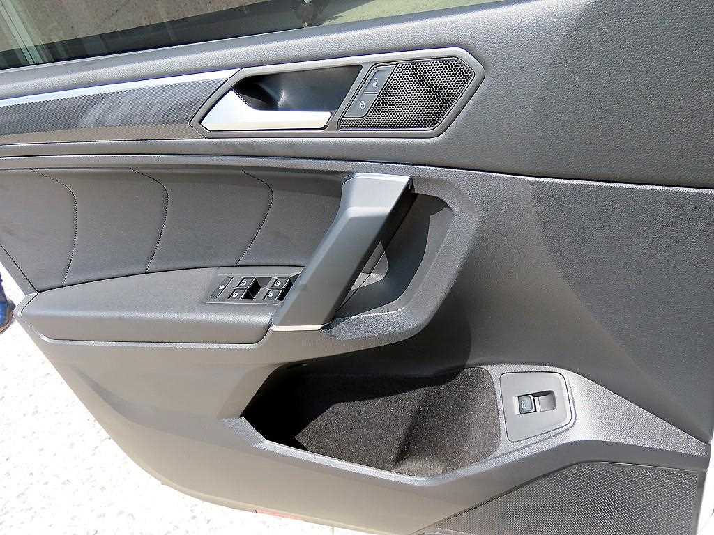 Volkswagen Tiguan - Vista 12