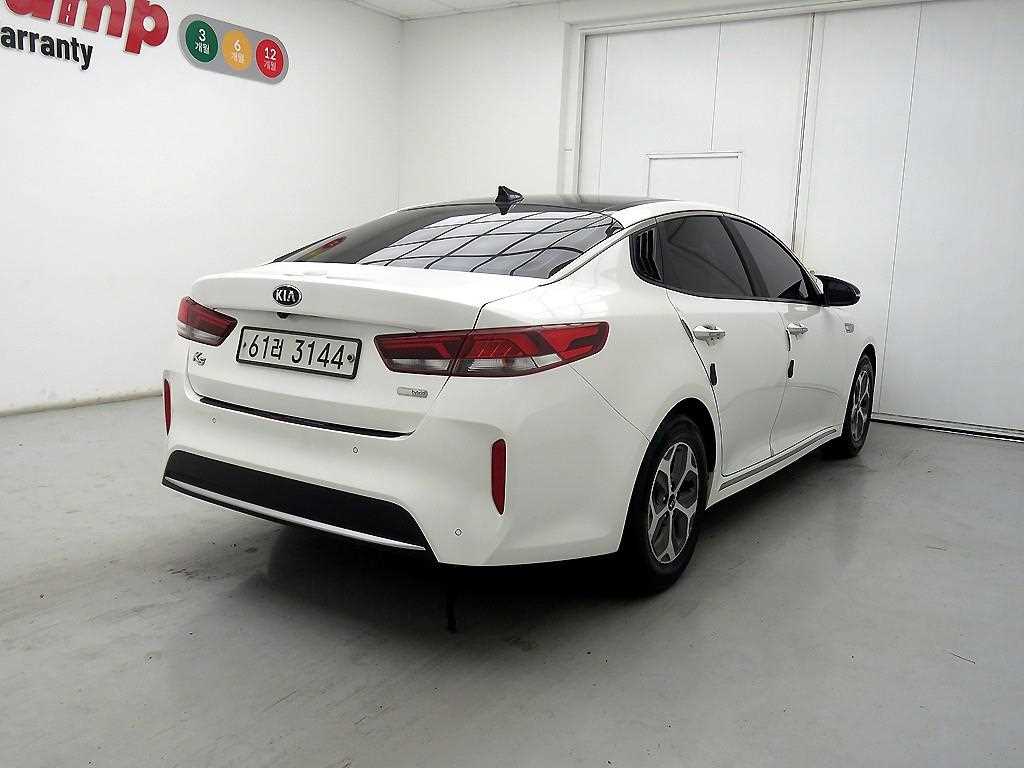 KIA K5 - Vista 4
