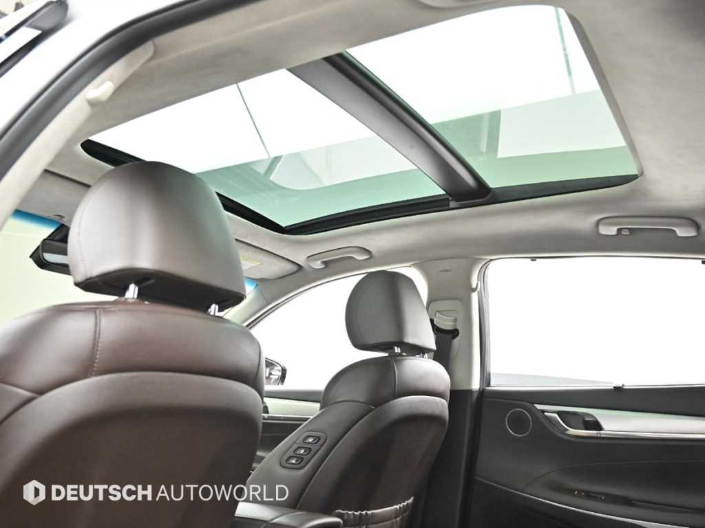 HYUNDAI Grandeur 2021 Blanco - Importación desde Corea - HF Imports Iquique - Foto 18