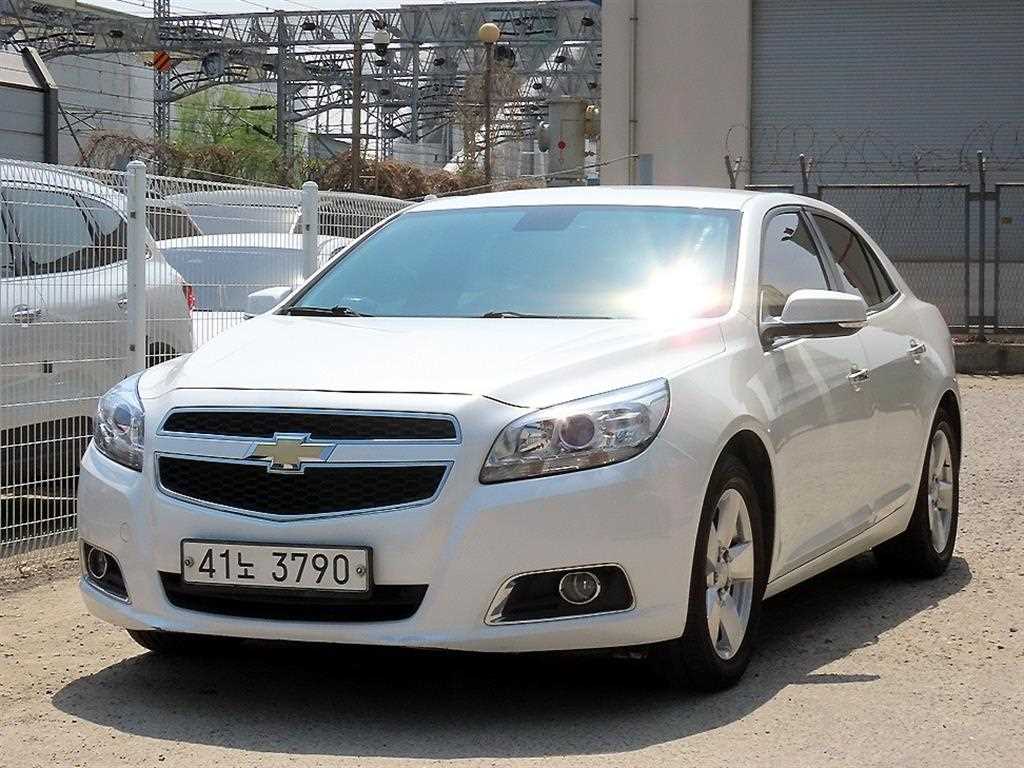 Chevrolet Malibu - Vista 2