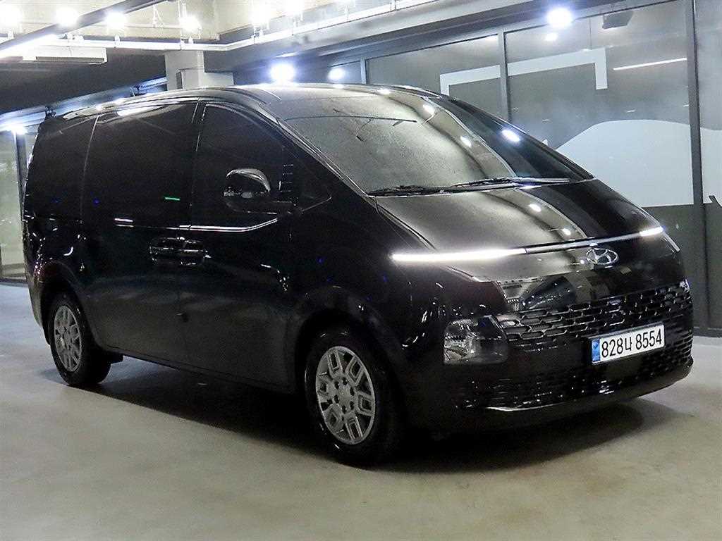 HYUNDAI Staria 2024 Negro - Importación desde Corea - HF Imports Iquique - Foto 1