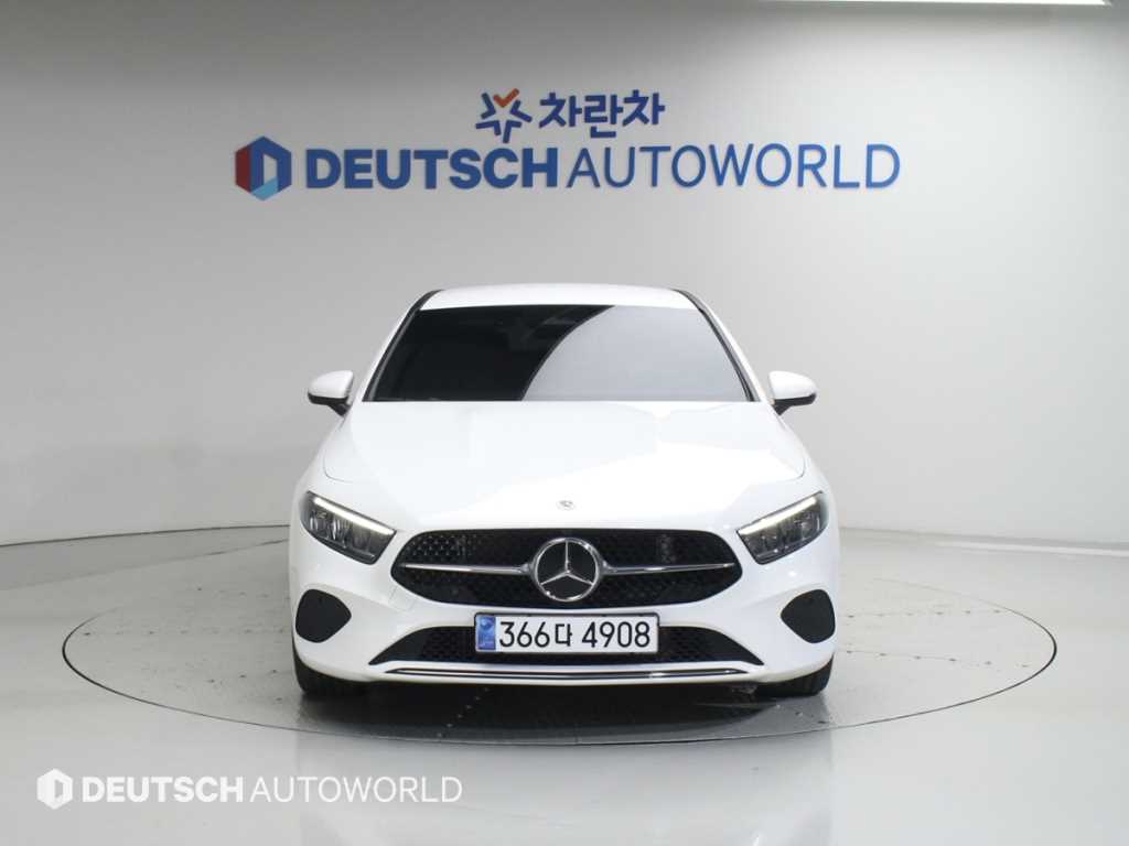 Mercedes Benz A Class - Vista 3