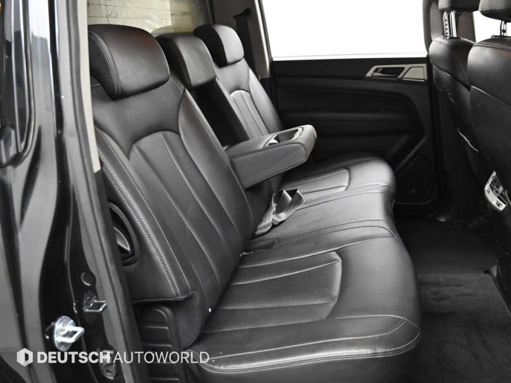 Ssangyong Rexton - Vista 12
