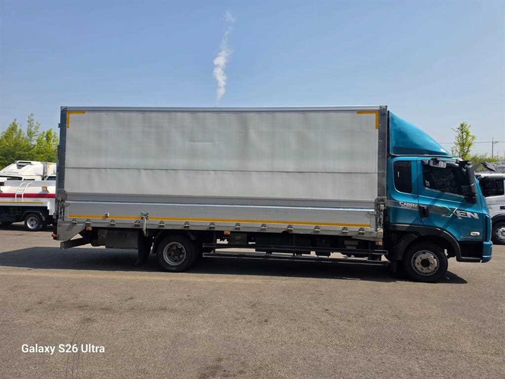 medium and large cargo truck - Vista 4