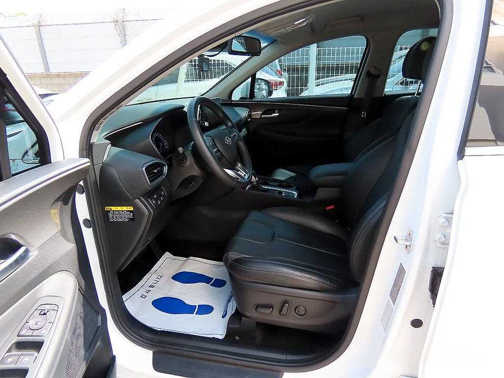 HYUNDAI Santa Fe - Vista 5