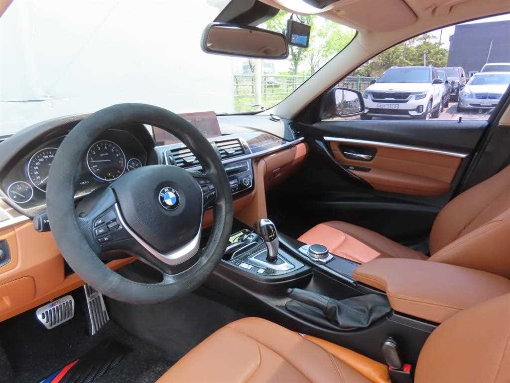 BMW 3 series 2017 Gris - Importación desde Corea - HF Imports Iquique - Foto 15