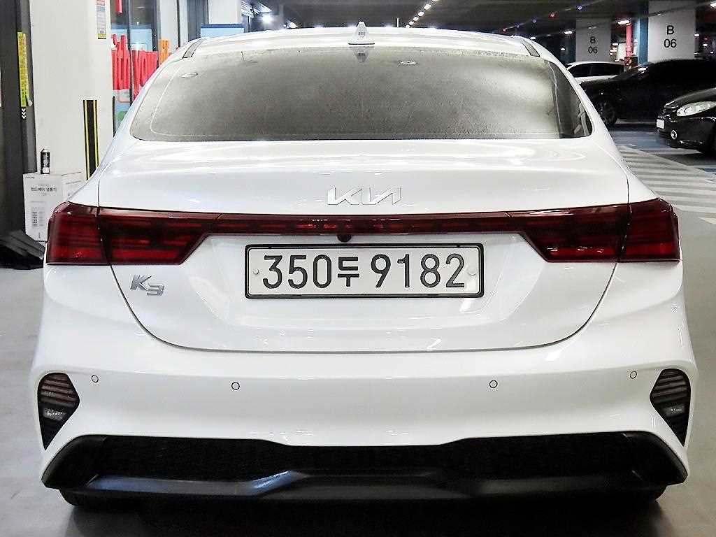 KIA K3 - Vista 5