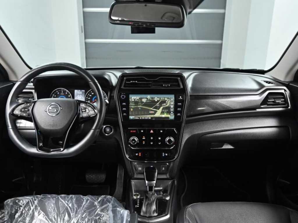 Ssangyong Tivoli - Vista 7