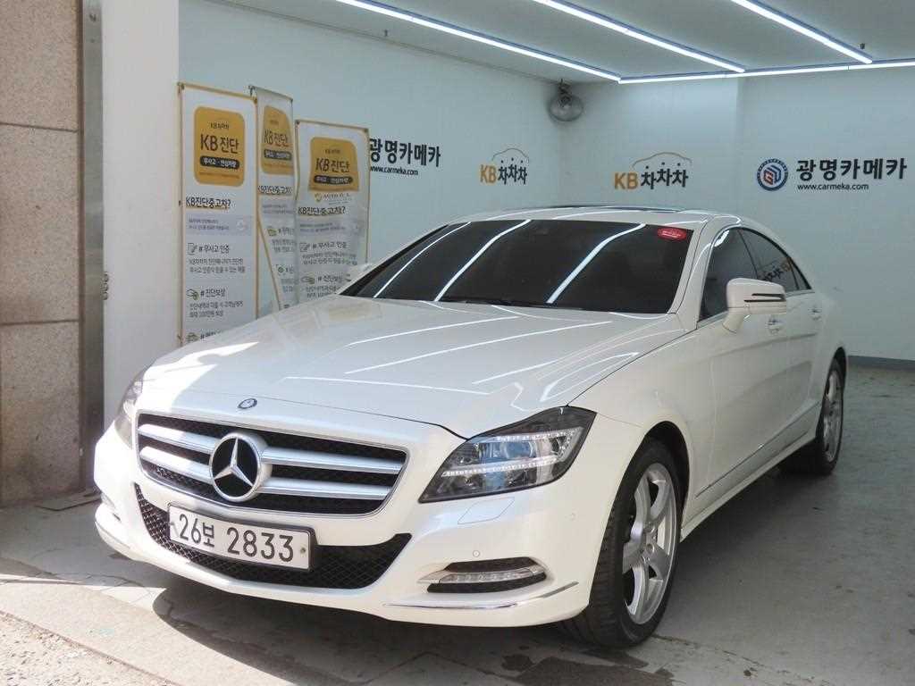 Mercedes Benz CLS Class - Vista 2