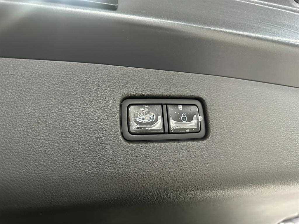Genesis GV70 - Vista 6