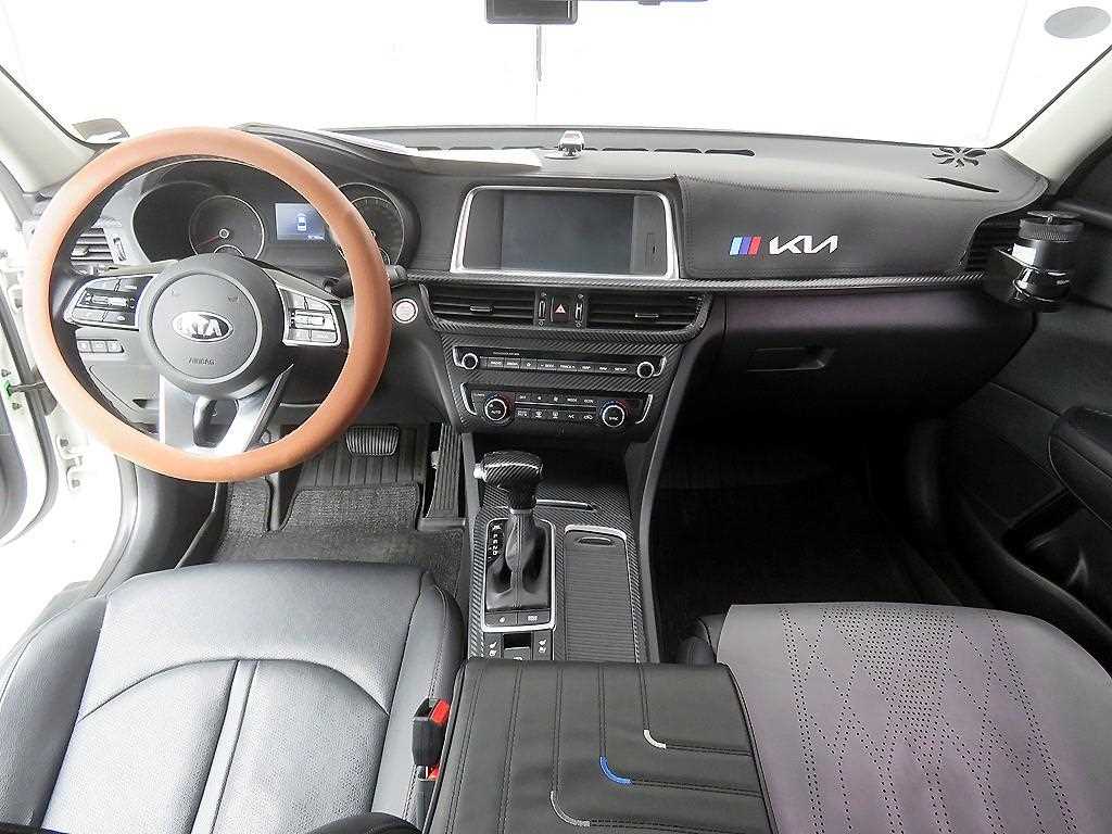 KIA K5 - Vista 8
