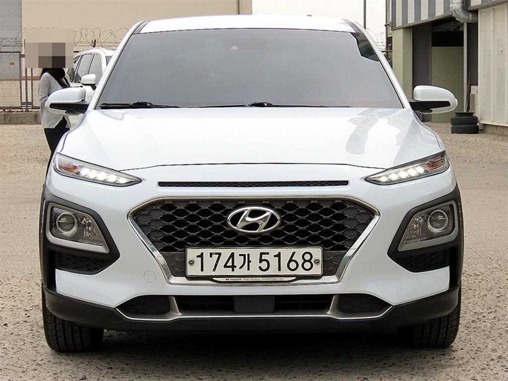 HYUNDAI Kona - Vista 2