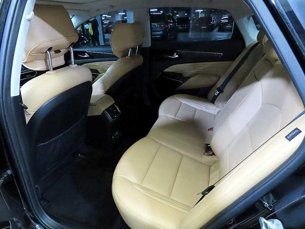 KIA K7 - Vista 7