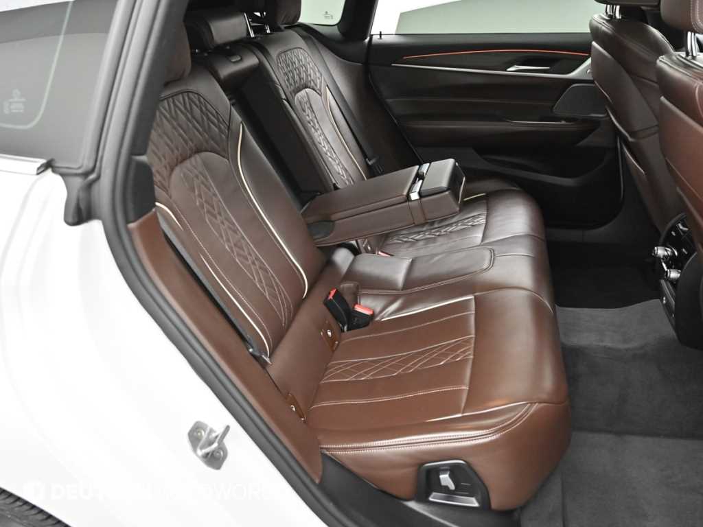 BMW Gran Turismo - Vista 12