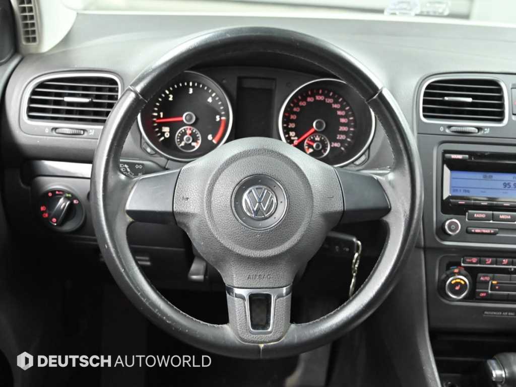 Volkswagen Golf 2010 Blanco - Importación desde Corea - HF Imports Iquique - Foto 13