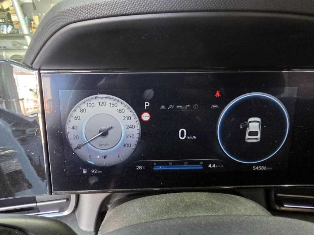 HYUNDAI Avante - Vista 6