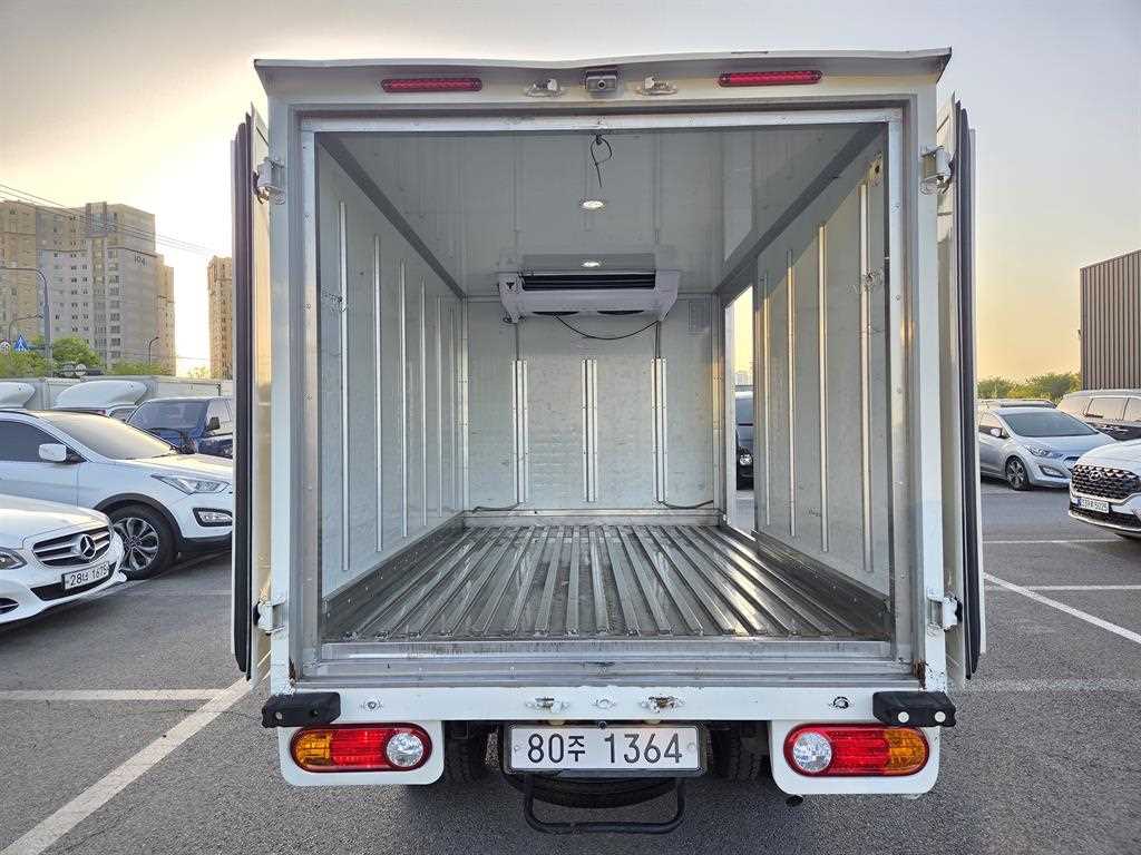 Small Truck Top_Frozen Top - Vista 5