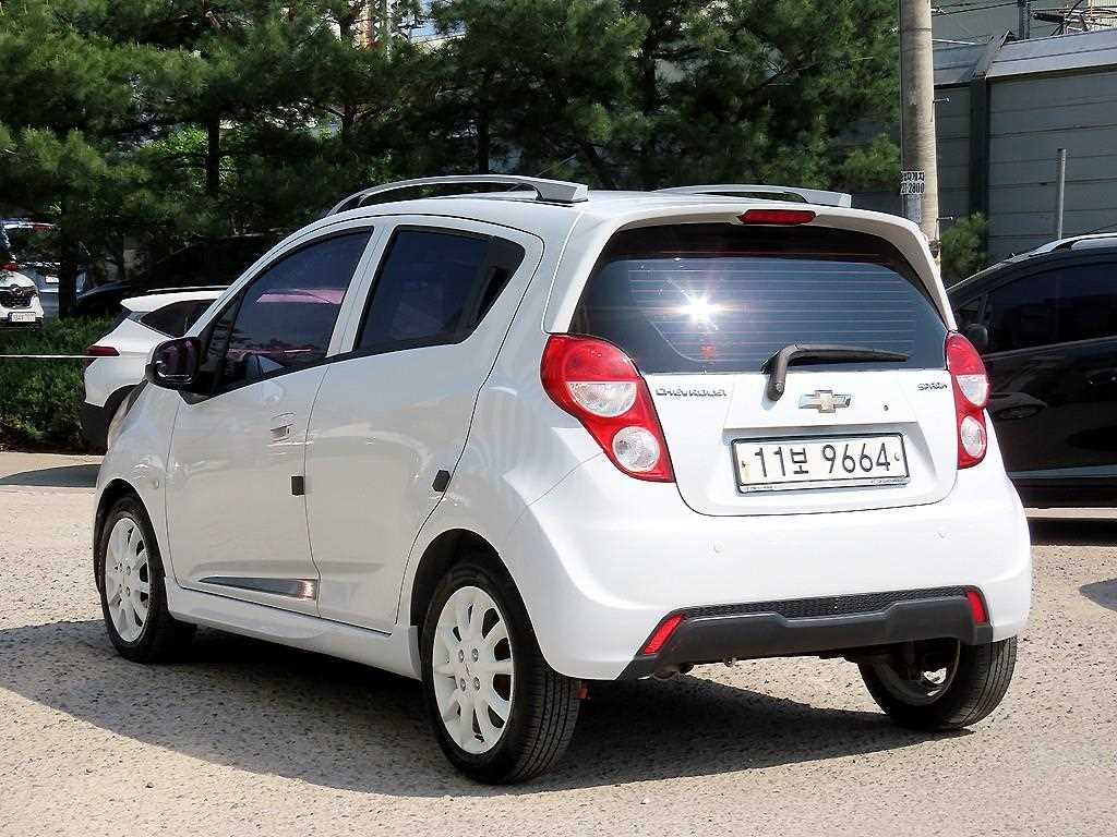 Chevrolet Spark - Vista 3