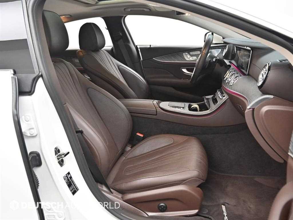 Mercedes Benz CLS Class - Vista 10