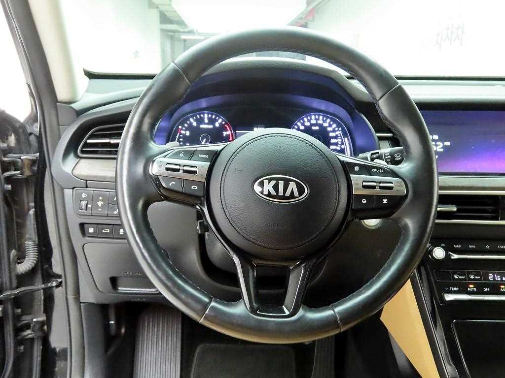 KIA K7 - Vista 7