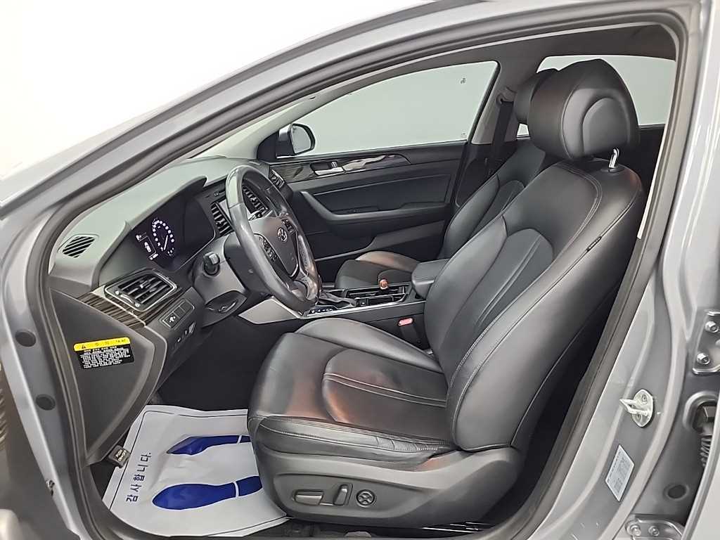 HYUNDAI Sonata - Vista 11
