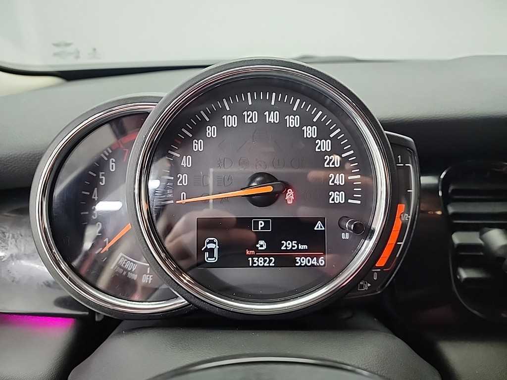 Mini Cooper - Vista 6