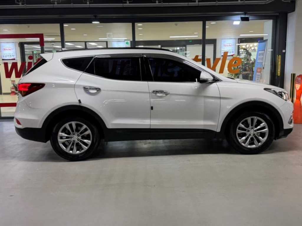 HYUNDAI Santa Fe - Vista 3