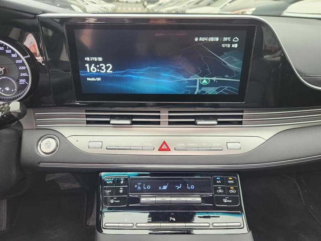 HYUNDAI Grandeur - Vista 7