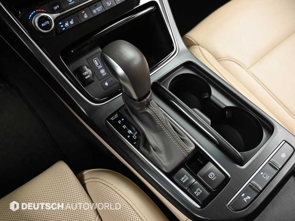 HYUNDAI Grandeur - Vista 9