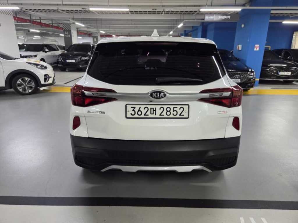 KIA Seltos - Vista 3