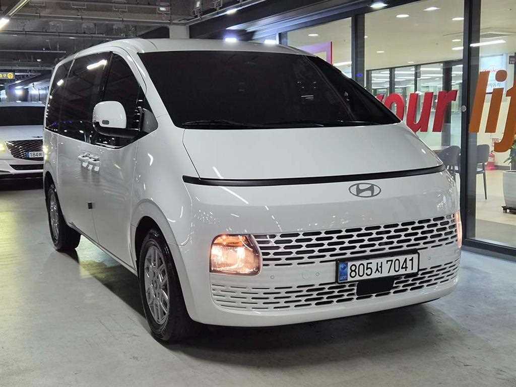 HYUNDAI Staria 2025 Blanco - Importación desde Corea - HF Imports Iquique - Foto 1