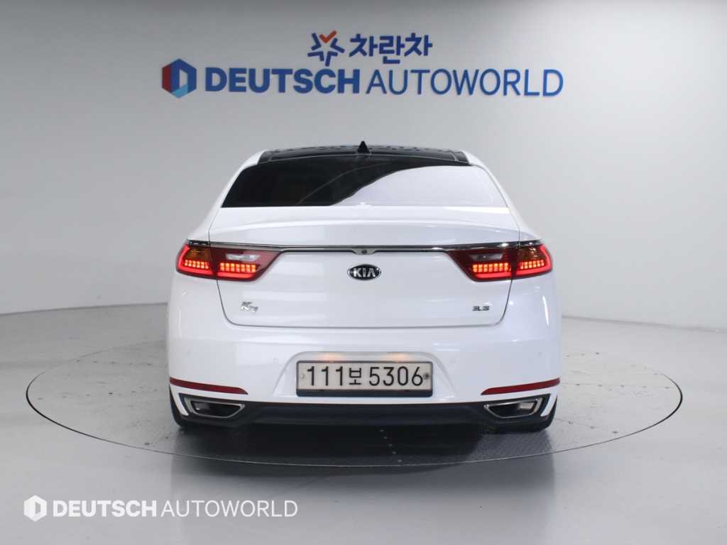KIA K7 - Vista 4