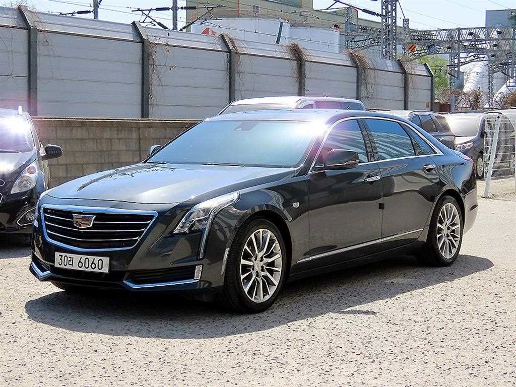 Cadillac CT6 - Vista 2