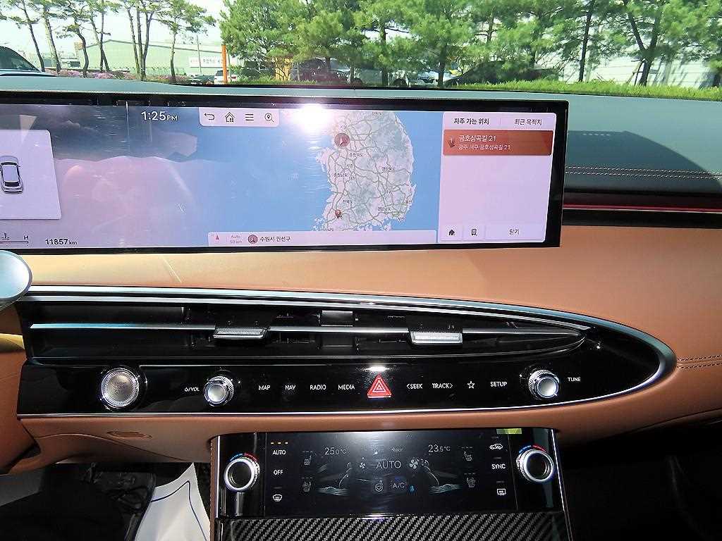 Genesis GV70 2025 the color of pearl - Importación desde Corea - HF Imports Iquique - Foto 14