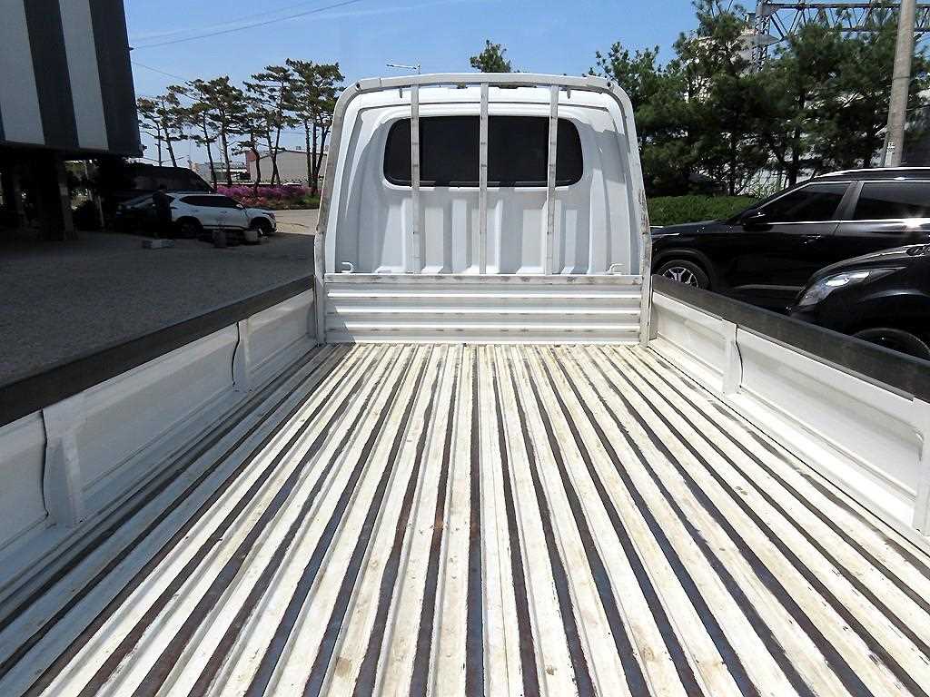 Small Truck Cargo (small) - Vista 5
