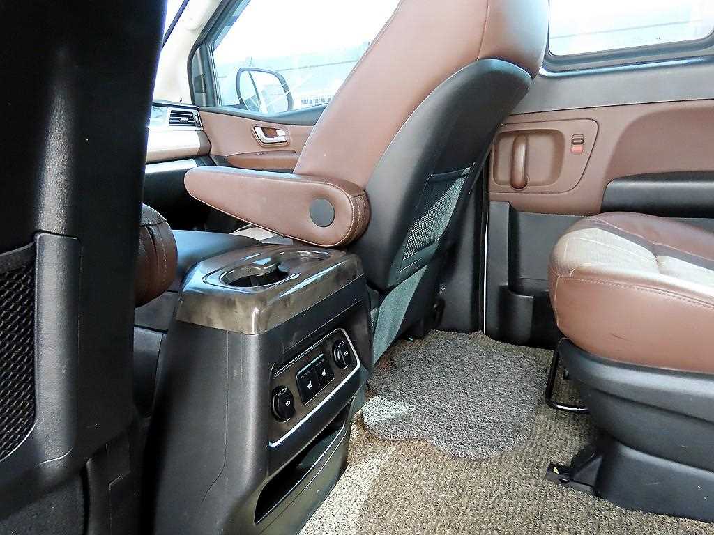 HYUNDAI Starex 2019 - Importación desde Corea - HF Imports Iquique - Foto 18