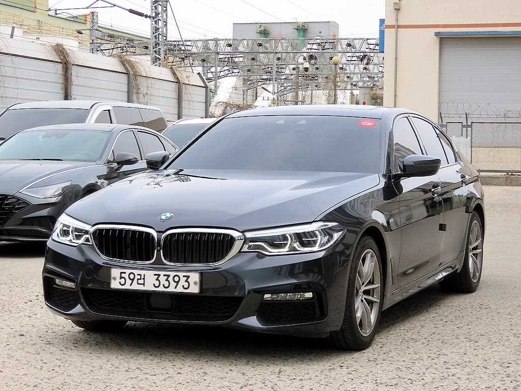 BMW 5 Series - Vista 2