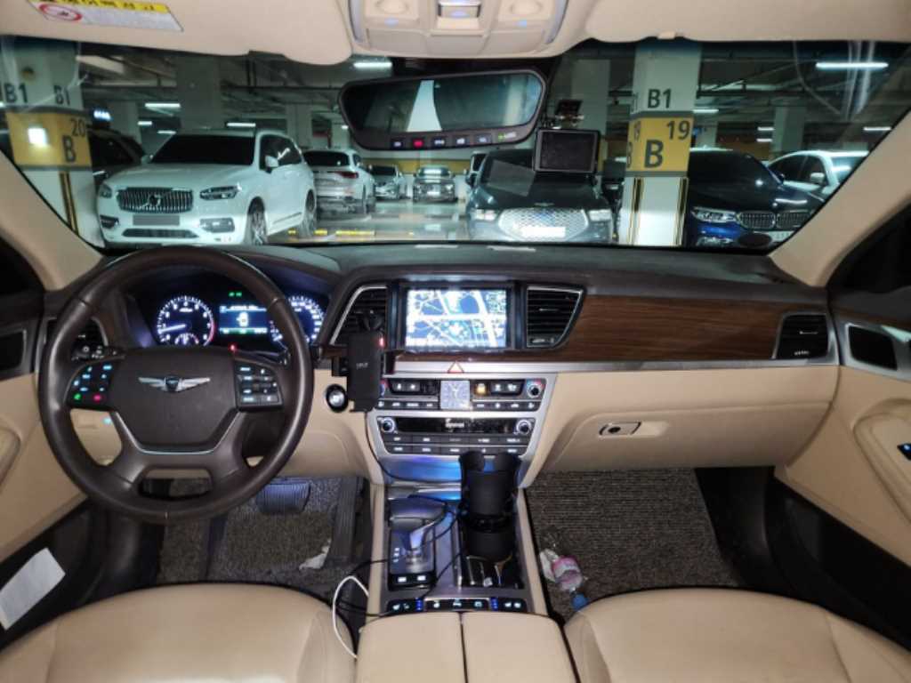 Genesis G80 - Vista 5