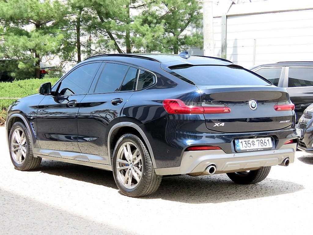 BMW X4 - Vista 3