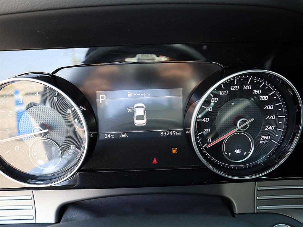 HYUNDAI Grandeur - Vista 9