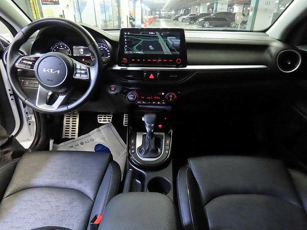 KIA K3 - Vista 10