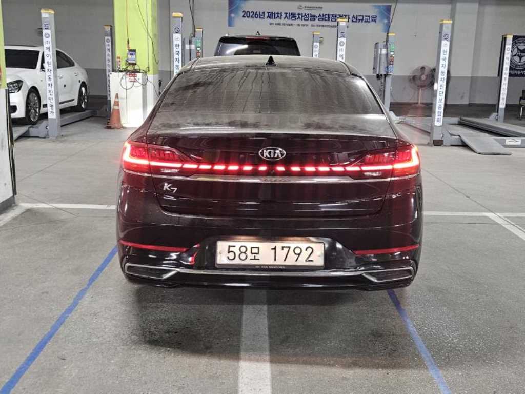 KIA K7 - Vista 3
