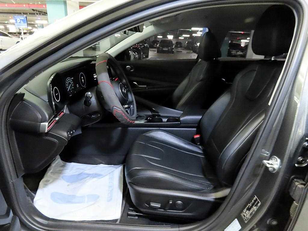 HYUNDAI Avante - Vista 6