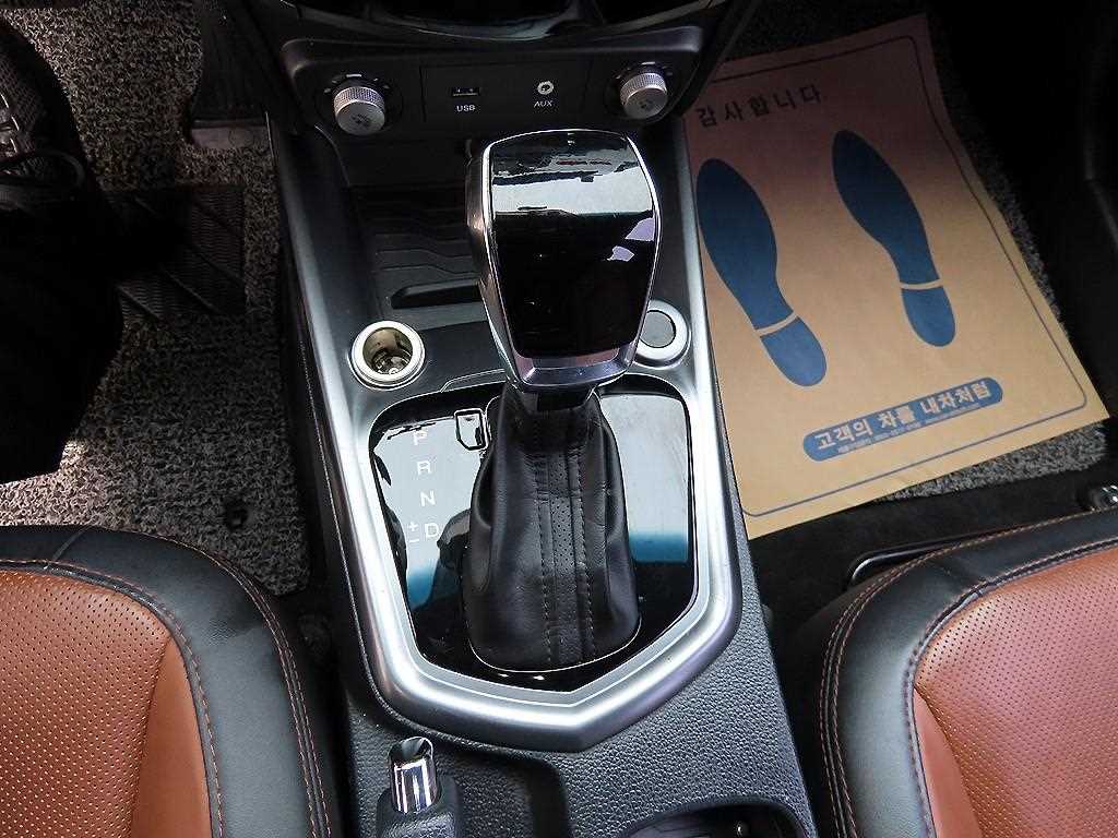 Ssangyong Tivoli - Vista 10