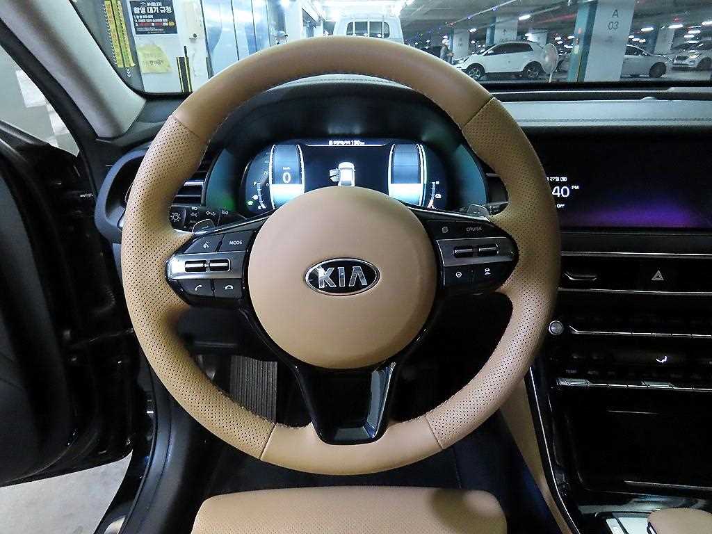 KIA K7 - Vista 8