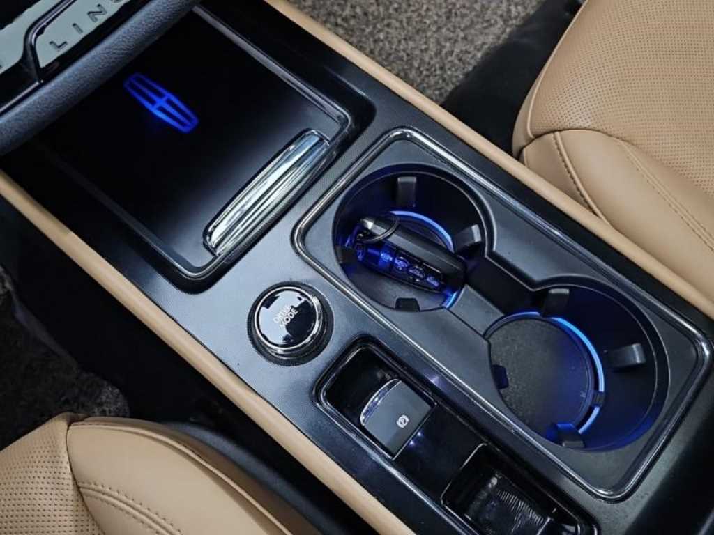 Lincoln Corsair 2021 Blanco - Importación desde Corea - HF Imports Iquique - Foto 14