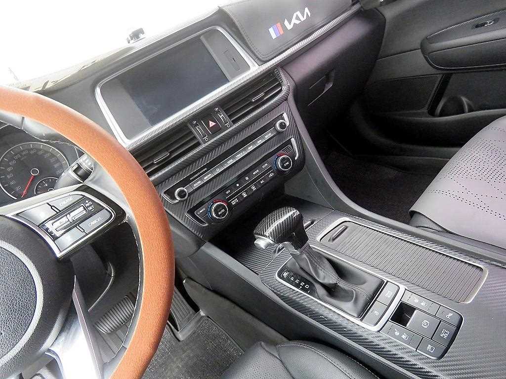 KIA K5 - Vista 12