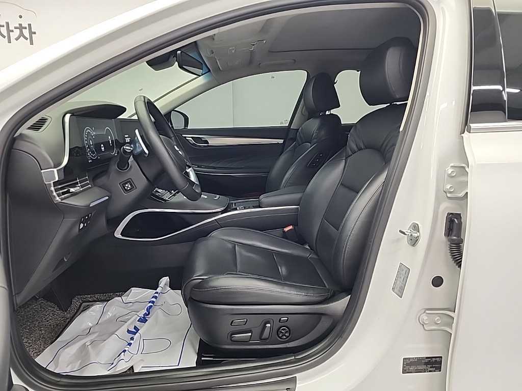 HYUNDAI Grandeur - Vista 11