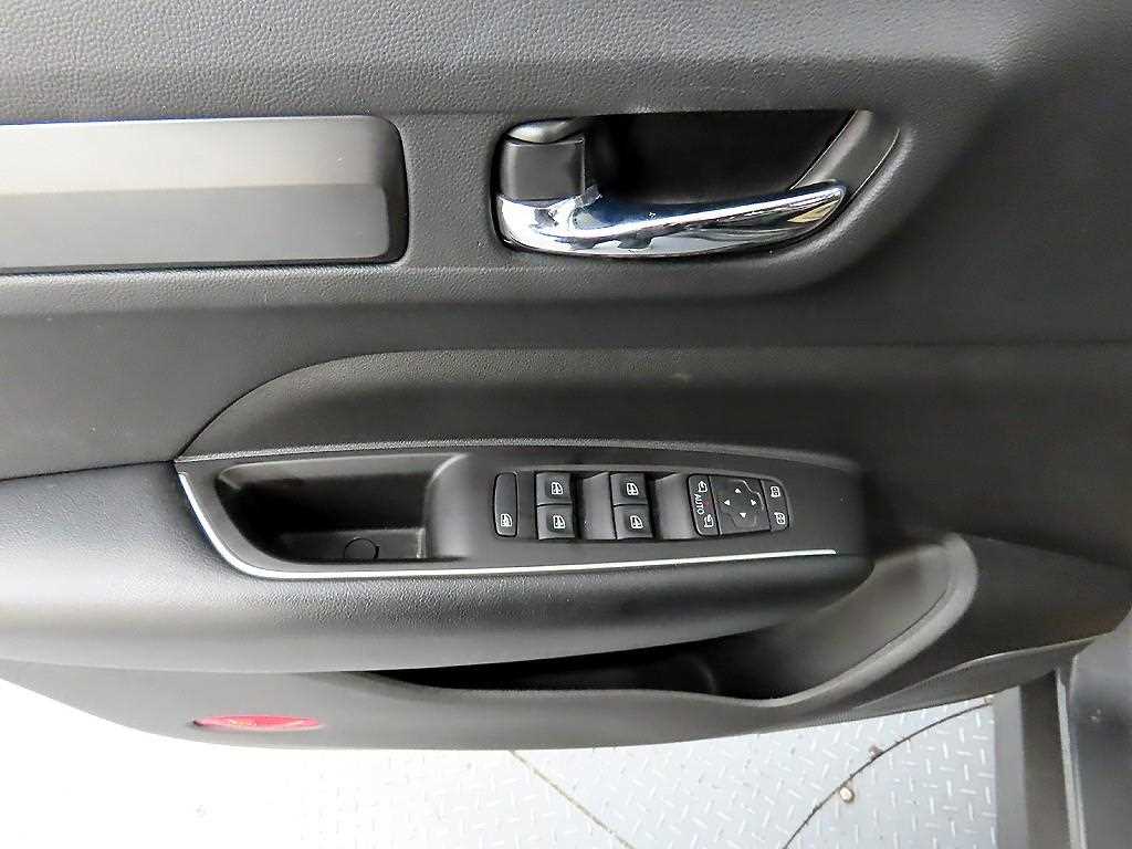 SAMSUNG QM6 - Vista 11