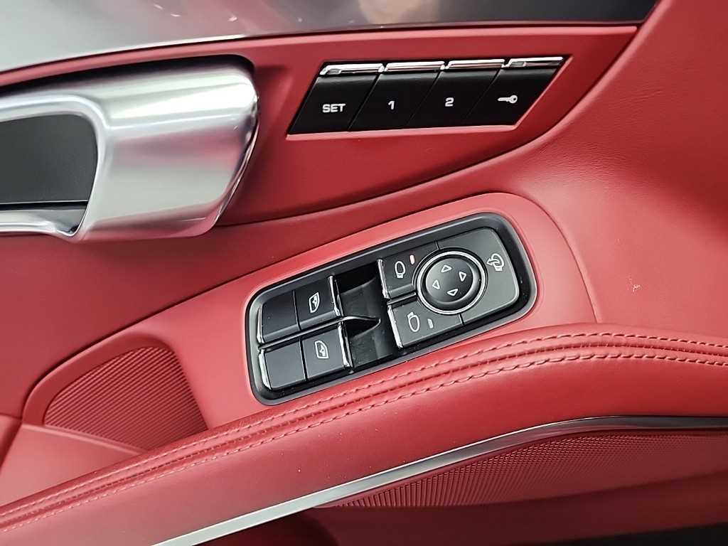 Porsche 718 2020 Rojo - Importación desde Corea - HF Imports Iquique - Foto 13